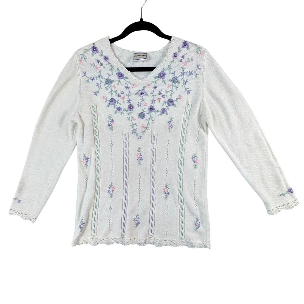 VTG Napa Valley Ivory Floral Embroidered Knit Sweater Grandmacore Cottagecore